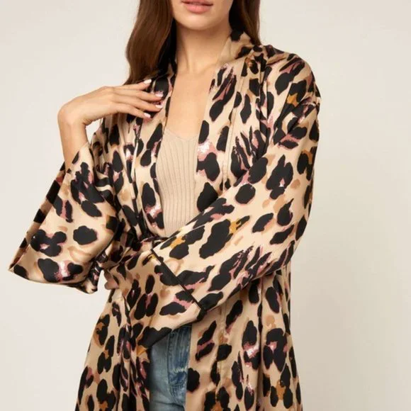 Maxi Leopard Kimono - Picture 5 of 10